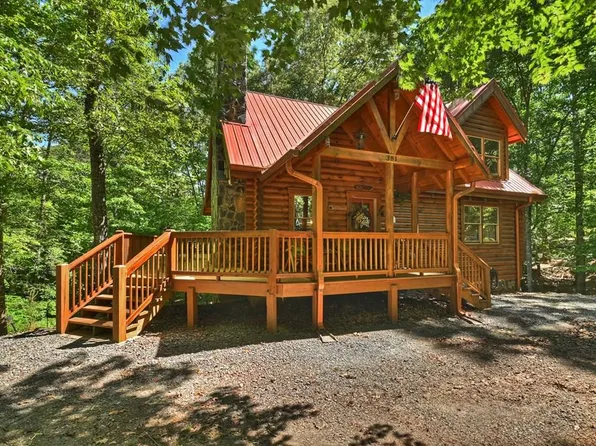 381 Morley Ct, Ellijay, GA 30540