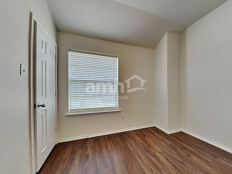 429 Bell Dr — Photo 20