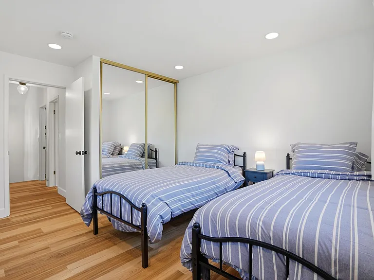 Twins in this fun, colorful beach room