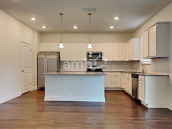 3rd image of 20423 Calla Lily Dr