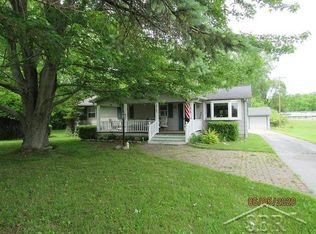 5700 Swan Creek Rd, Saginaw, MI 48609