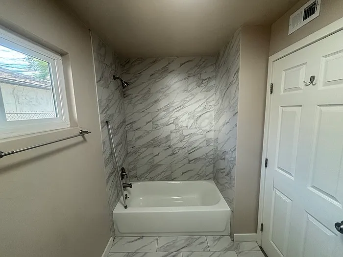 11850 S Inglewood Ave #1 — Photo 12