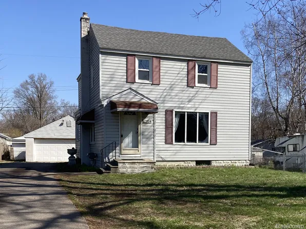 2914 Mott Ave, Waterford, MI 48328