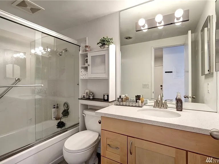 400 Melrose Ave E #506 — Photo 14