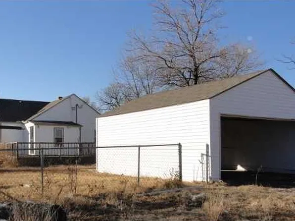 1242 S Elizabeth Ave, Wichita, KS 67213