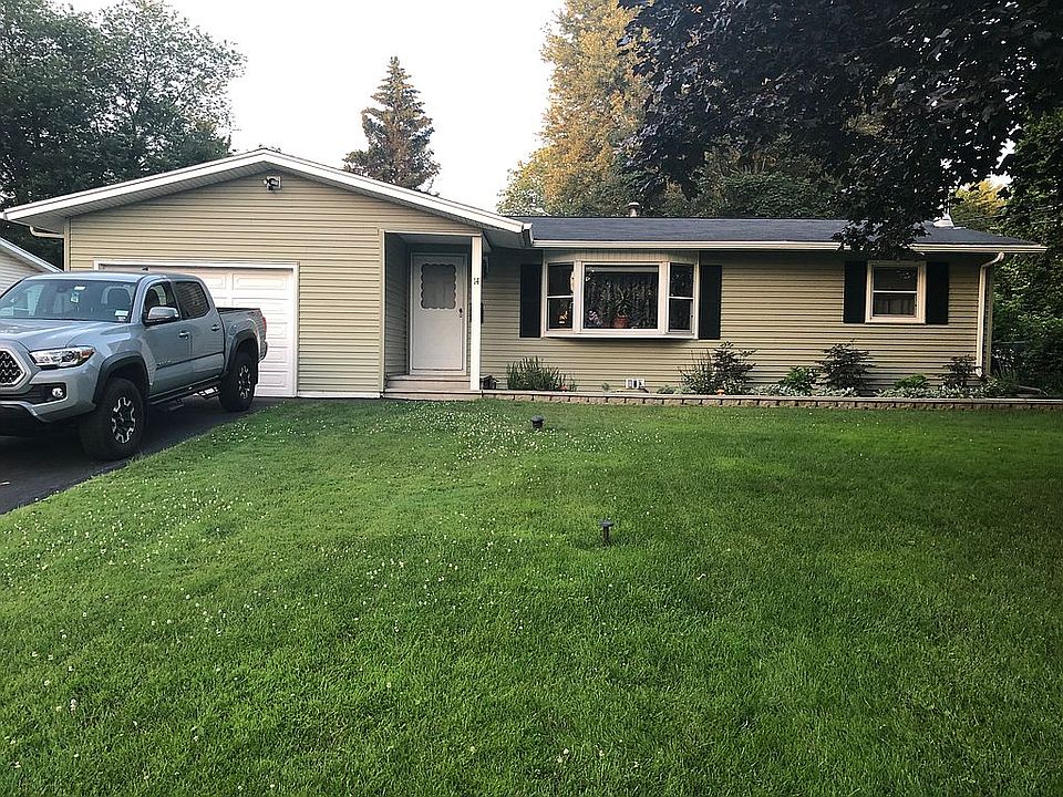 1st image of 14 Alder Ln