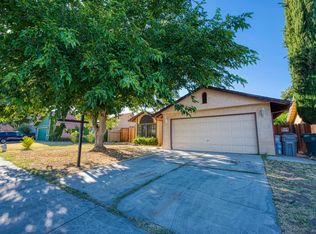 718 Kirkwood Ct, Los Banos, CA 93635