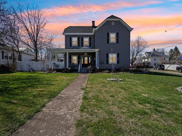 213 N Broadway St, Blanchester, OH 45107