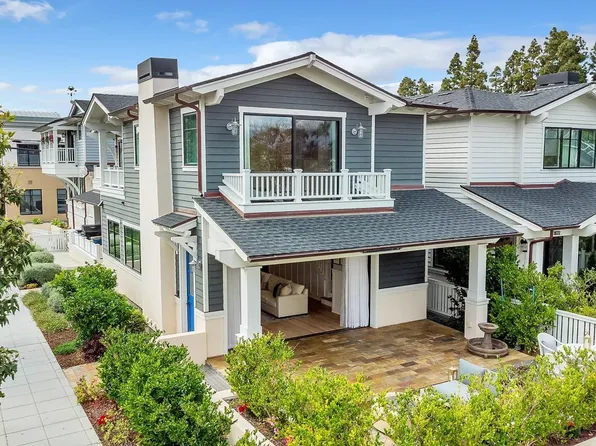 1119 9th St, Coronado, CA 92118