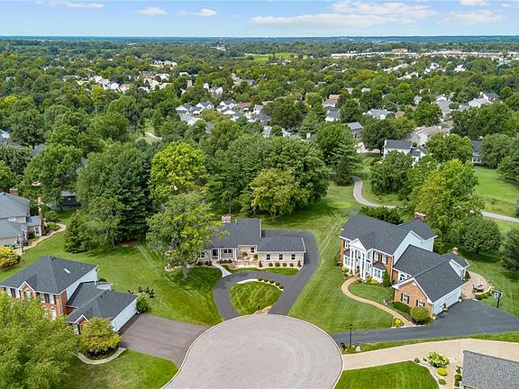 3rd image of 63 Leinster Hill Ln