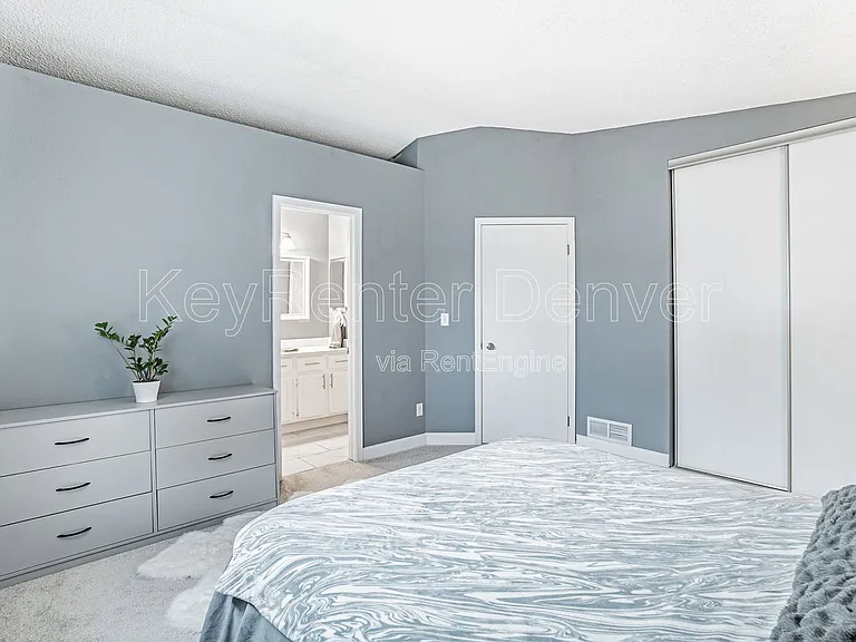 18747 E Carmel Cir — Photo 8