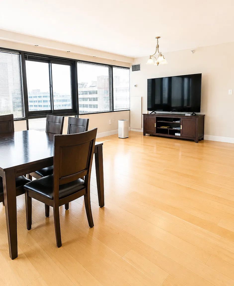 2 bed, 2.0 bath, 1038 sqft, $3,250 — Photo 3