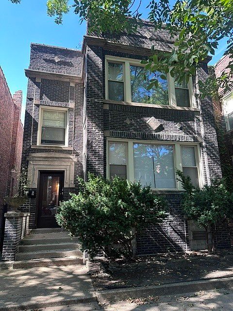 1st image of 7432 S Rhodes Ave #1