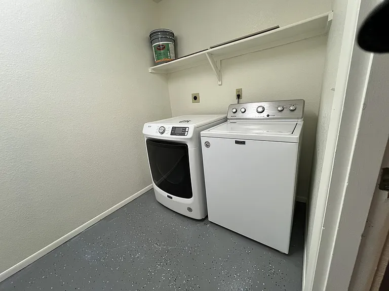 1340 N Recker Rd #237 — Photo 33