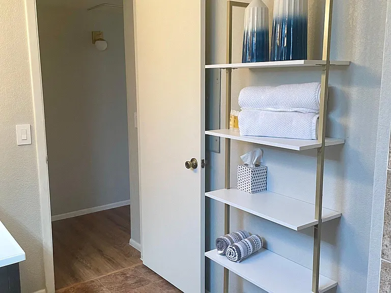 2291 McCulloch Blvd N #7 — Photo 10