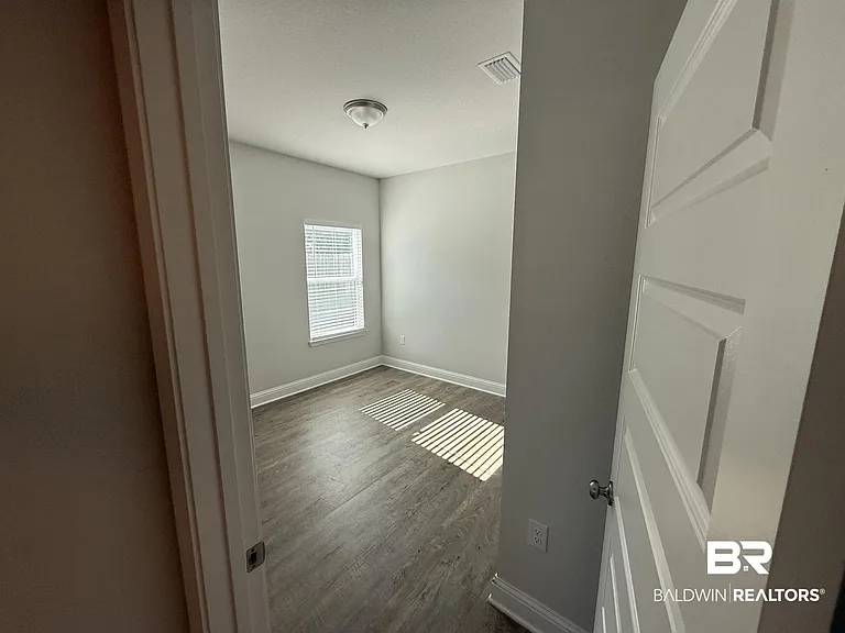 23247 Lieutenant Ave — Photo 23