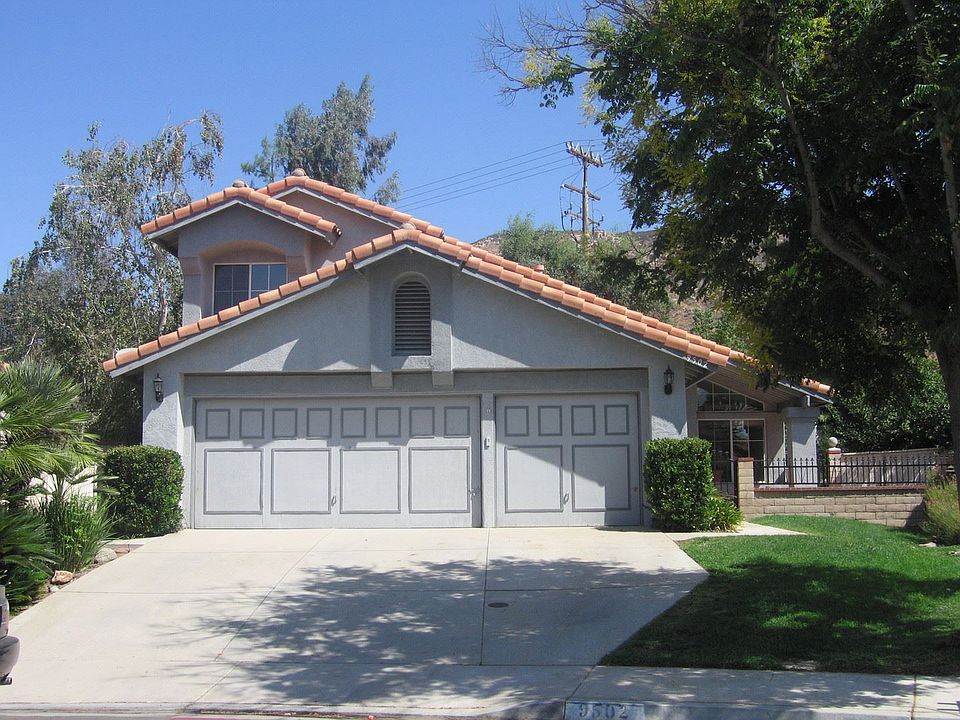 1st image of 9502 Shadow Springs Dr