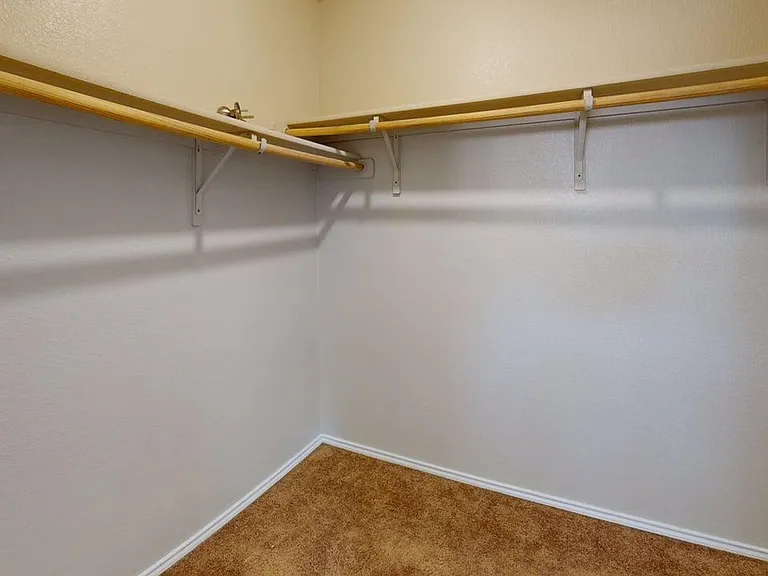 6600 Katy Creek Ln — Photo 12