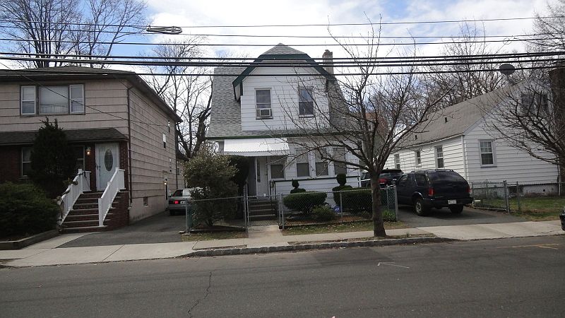 1st image of 173 Holmes St