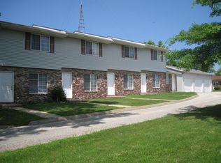105 Wood Ct, East Peoria, IL 61611
