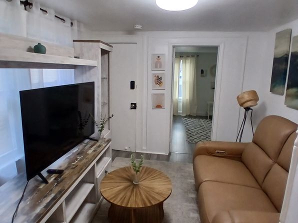 17 Thomas St FLOOR 2