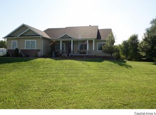 804 Timber Ridge Rd, Mechanicsburg, IL 62545
