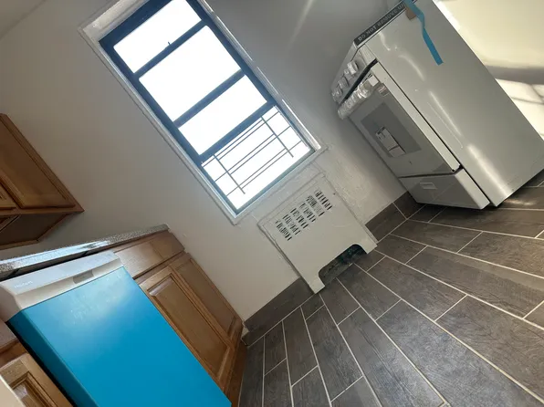 (undisclosed Address), Jamaica, NY 11435