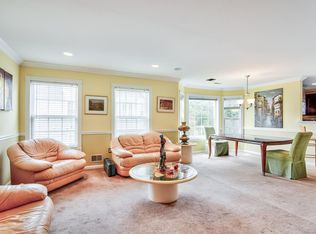 2006 Ridgeview Ct UNIT 2006, Parlin, NJ 08859