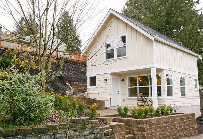 2nd image of 3448 36th Ave W