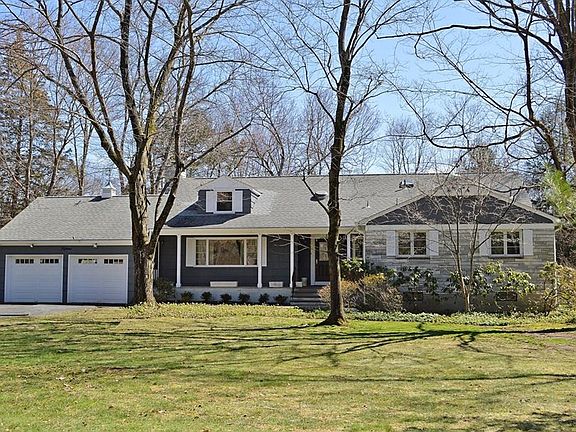2nd image of 15 Mayer Dr