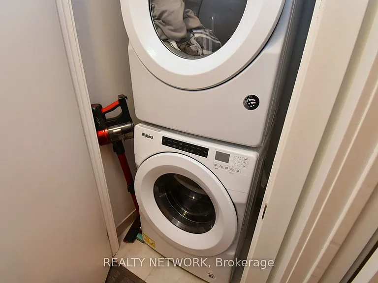 16 Markle Cres #313 — Photo 16