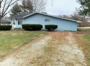1424 Country Club Ln, Loda, IL 60948