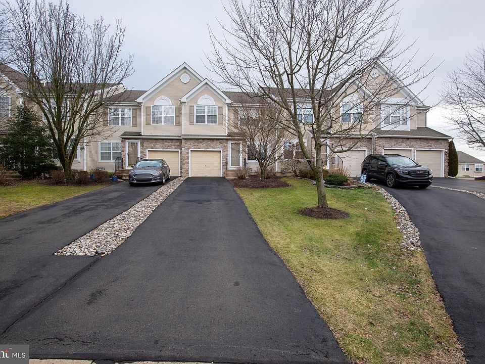 422 Mahogany Walk, Newtown, PA 18940 Zillow
