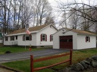 8 Cilley Ln, Bradford, NH 03221