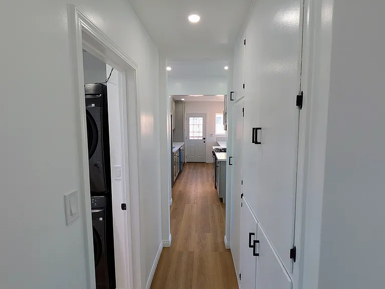 5052 Baldwin Park Blvd — Photo 9