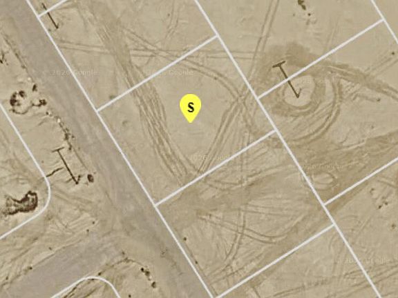 2nd image of 2052 Sunset Ave