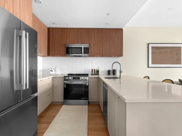 36 India Street image 4 of 12