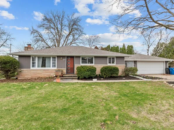 807 Haase St, Neenah, WI 54956