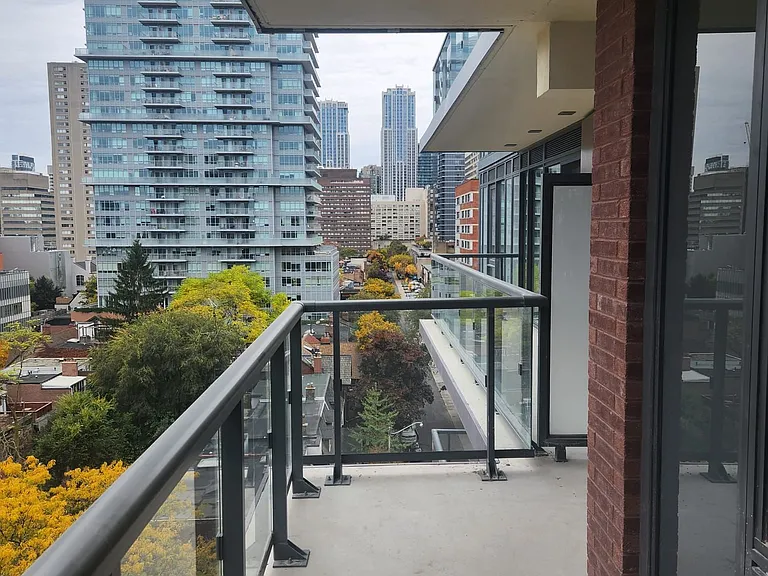 308 Jarvis St #902 — Photo 19