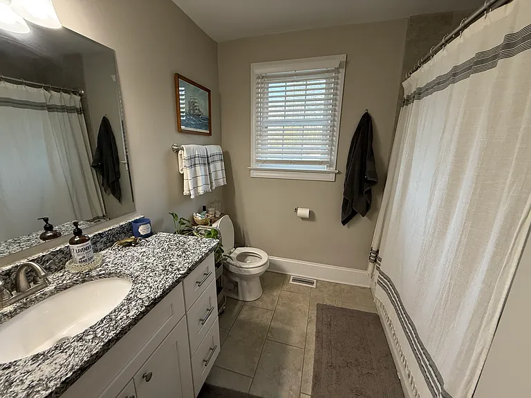 7 Ashford Ave — Photo 13
