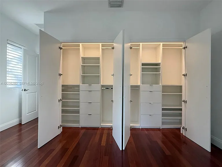 455 Amalfi Ave — Photo 13