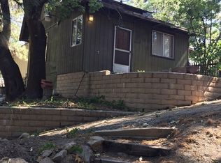 2715 Circle Dr, Running Springs Area, CA 92382