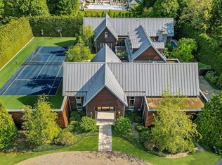 111 Woodley Rd, Winnetka, IL 60093