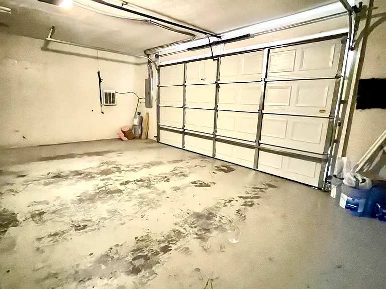 3660 Walden Dr — Photo 22