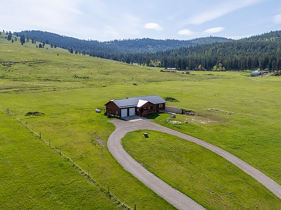 5th image of 1073 Smith Lake Rd