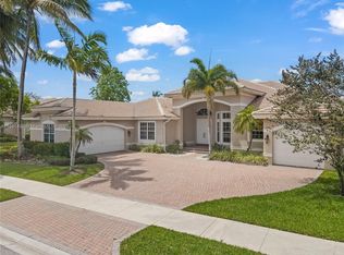 15107 SW 36th St, Davie, FL 33331