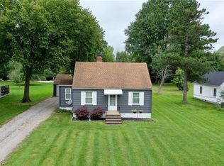 25674 Garden Rd, Oakwood, OH 44146