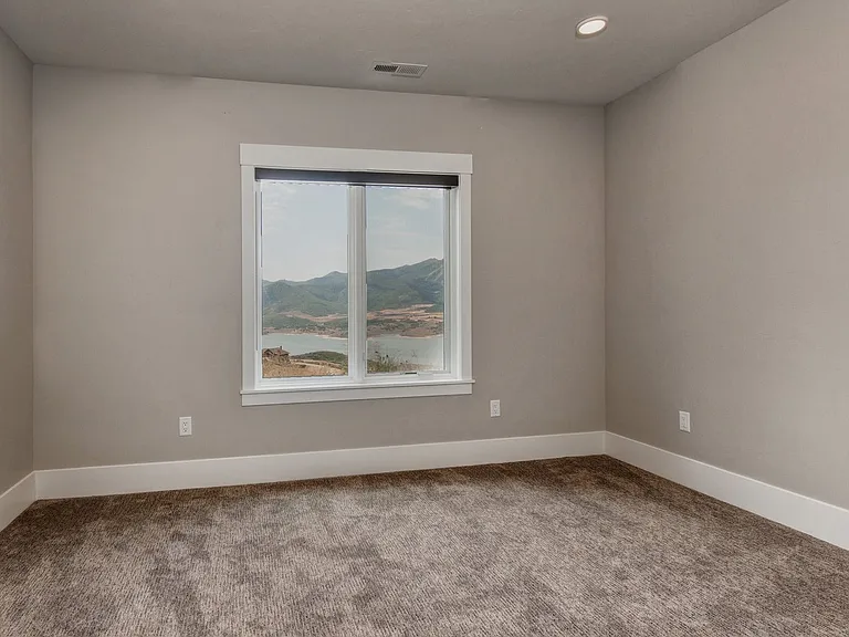 11091 N Shoreline Dr — Photo 15