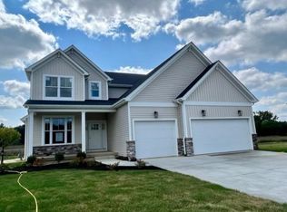 36 Elderberry Ln, Valparaiso, IN 46383