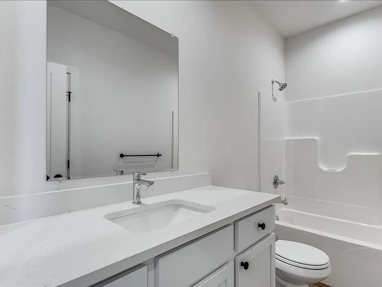 3434 E Thunder St — Photo 9